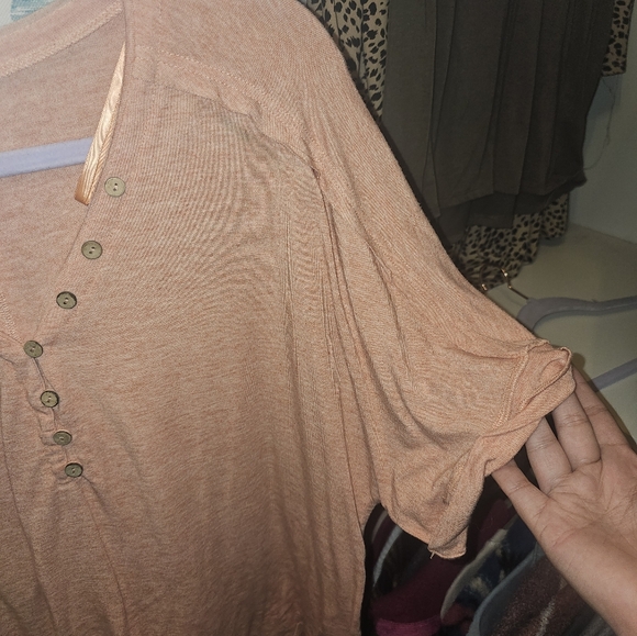 Top - Picture 2 of 3